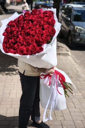 75 голландских роз 100 см