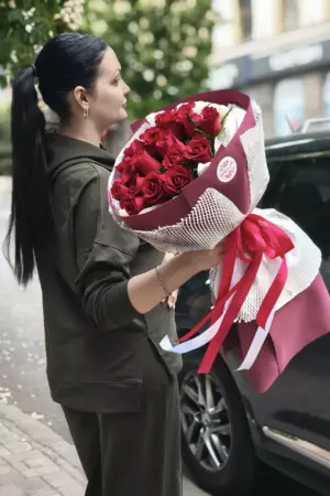21 роза 50 см