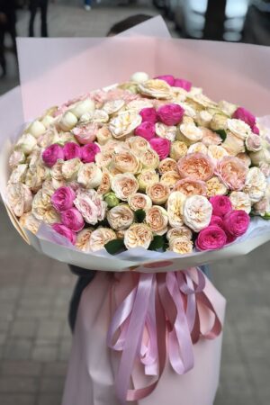 45 веток голландских кустовых роз