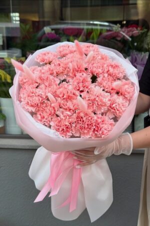 Букет из 31 диантуса