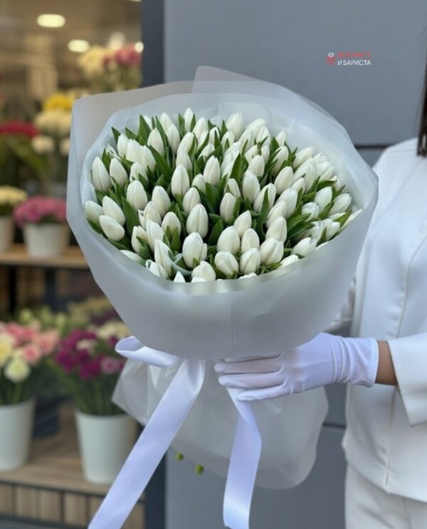 Букет из 75 тюльпанов