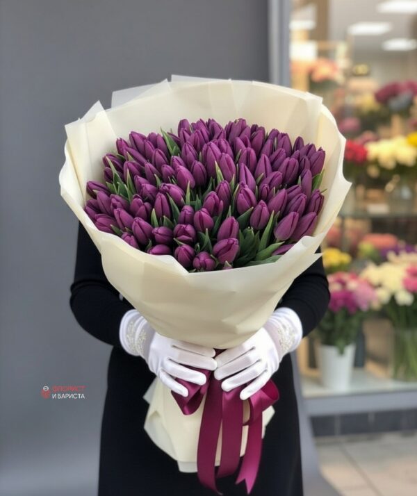 Букет из 81 тюльпана