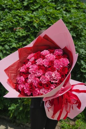 Букет из 51 голландской розы