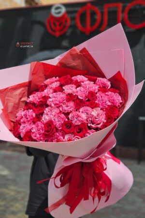Букет из 51 голландской розы