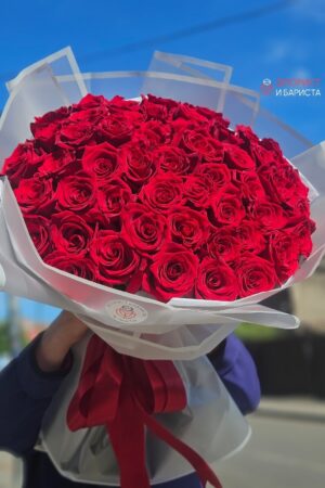 Букет из 51 красной голландской розы 80 см