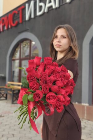 Букет 31 Кенийская роза 40 см