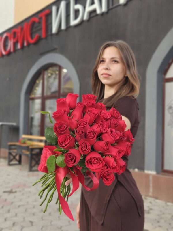Букет 31 Кенийская роза 40 см