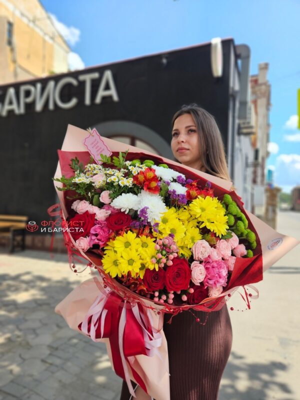 Дофаминовый яркий букет из микс цветов размера ХХЛ