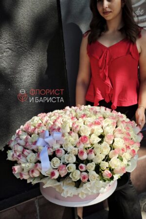 201 кенийская роза в шляпной коробке