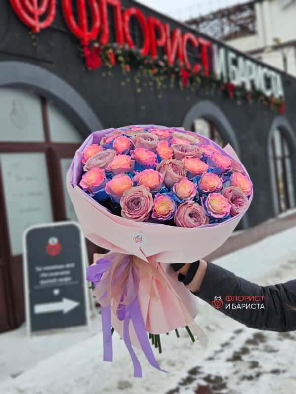 Букет из микса роз 35 штук