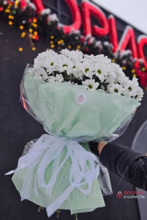 Букет из ромашковой хризантемы