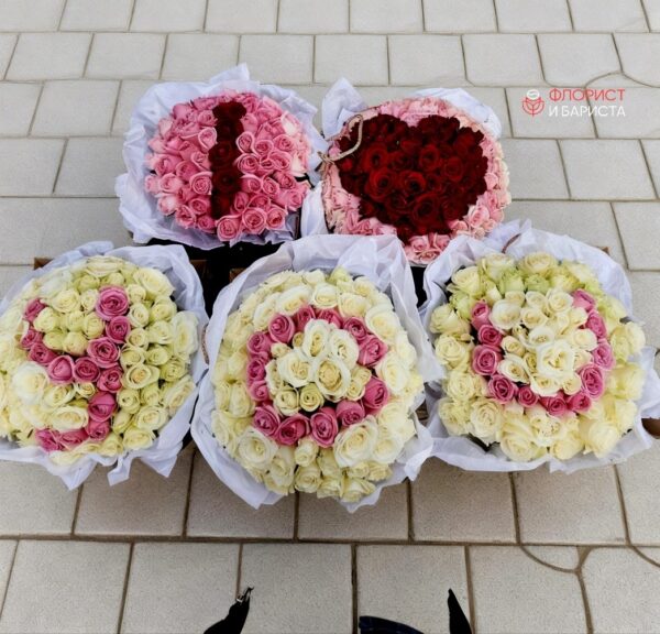 Композиция из 605 кенийских роз “I Love you”