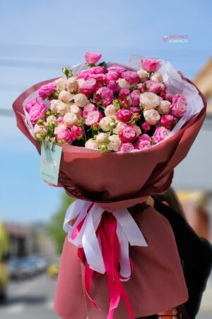 Букет из 15 пионовидных импортных роз
