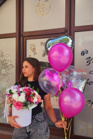 Букет из 21 пионовидной импортной розы