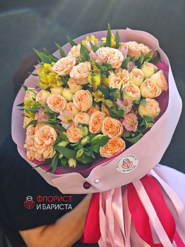 Микс букет из пионовидной розы с альстромерией
