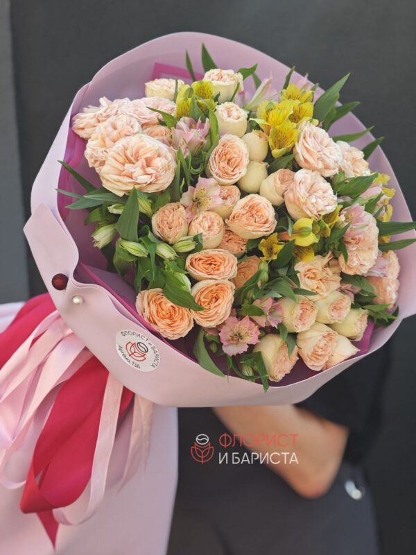 Микс букет из пионовидной розы с альстромерией
