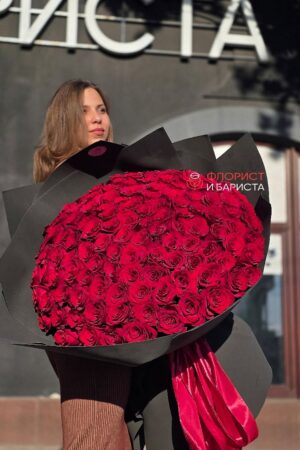 Букет из 121 голландской розы премиум 60 см
