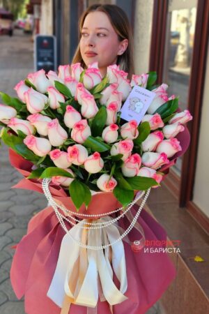 51 кенийская роза в подставке